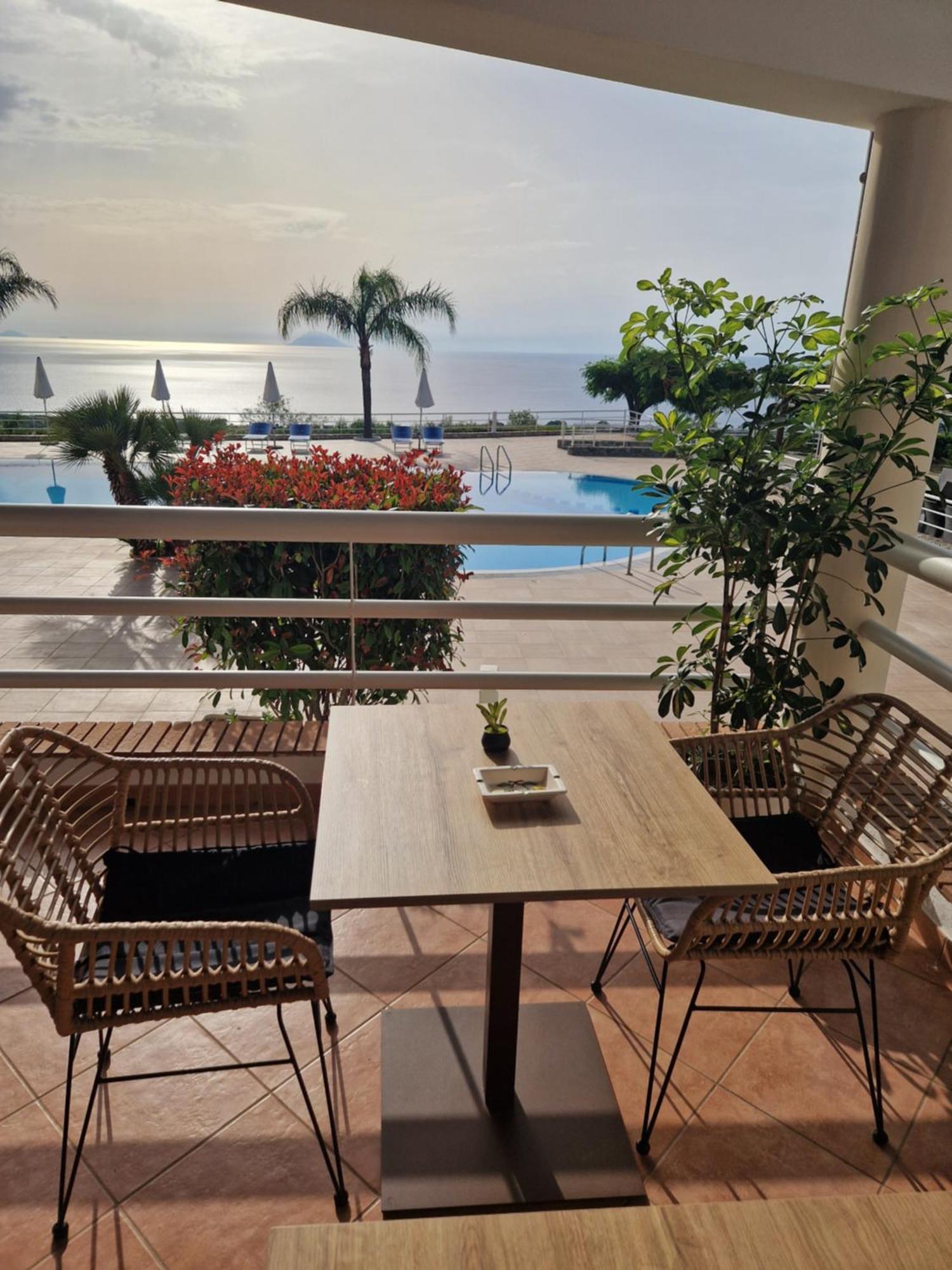 Santa Monica Residence Hotel Ricadi Εξωτερικό φωτογραφία