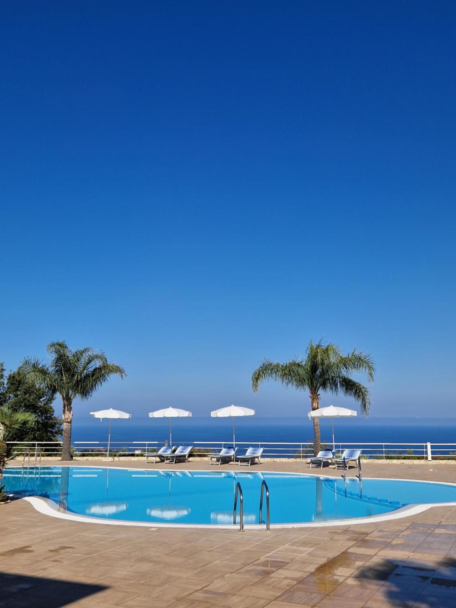 Santa Monica Residence Hotel Ricadi Εξωτερικό φωτογραφία