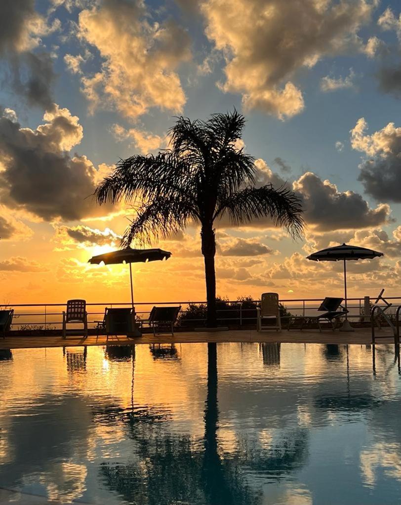 Santa Monica Residence Hotel Ricadi Εξωτερικό φωτογραφία